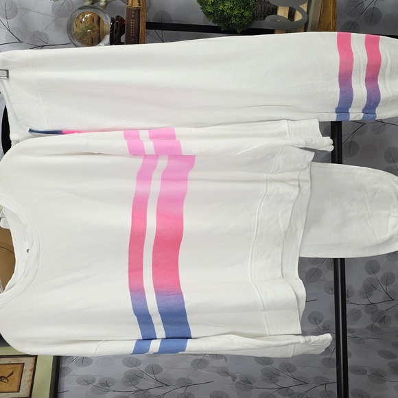 Sundry Ombre Stripe Cozy Set - Picture 4 of 16